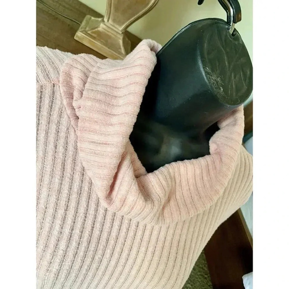 NWOT $98 Anthropologie Maeve Rose Pink Chunky Knit Sweater Turtleneck Size Large - Picture 4 of 10